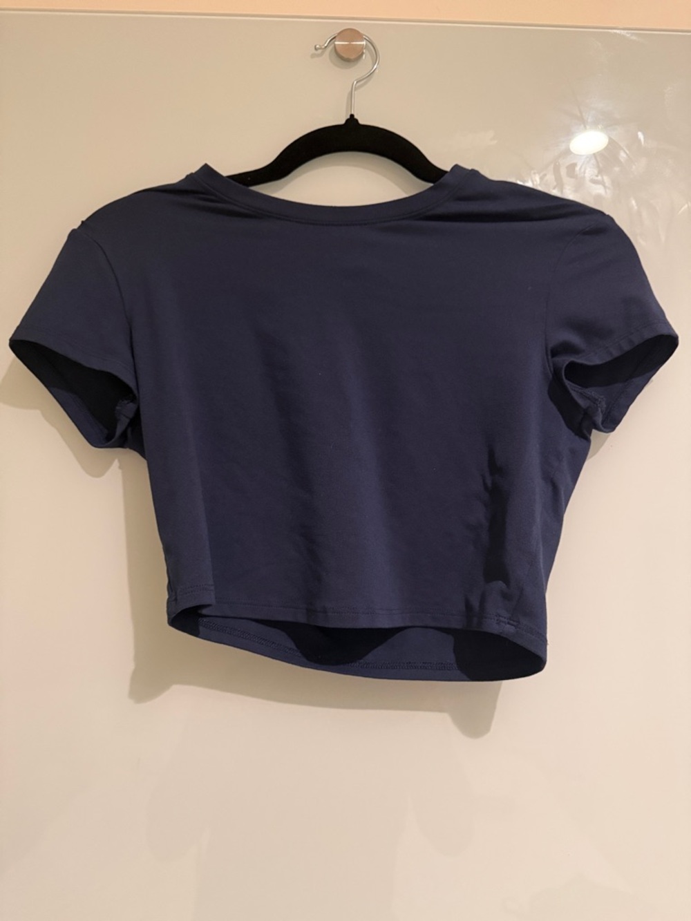 Alo Small Navy Crop Tee